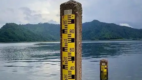 Water Level Meter : Pemantauan Tingkat Air Menjadi Lebih Akurat