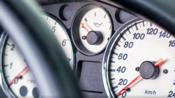 FAQ : Alat Ukur Yang Digunakan Untuk Mengukur Tekanan Oli Yaitu ?