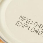 Pentingnya Mesin Expired Date Manual dalam Industri Makanan
