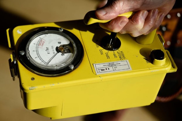 Pemilihan dan Penggunaan Geiger Counter