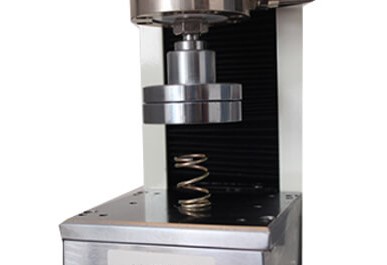 Contoh Penerapan Mesin Uji Pegas dalam Industri atau Proyek Tertentu