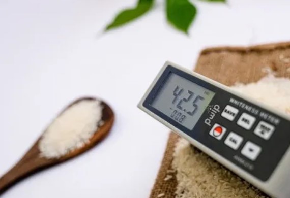 Keuntungan Penggunaan Rice Whiteness Meter