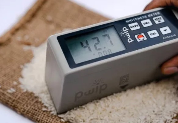 Peran Rice Whiteness Meter dalam Menilai Kualitas Beras