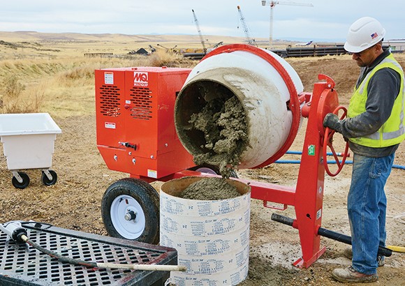 Fungsi Concrete Mixer dalam Konstruksi